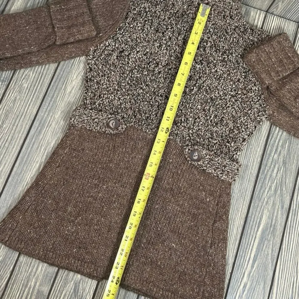 BKE Women Knit Sweater Sz M Long Cuff Sleeve Brown Fall Winter Boutique Designer